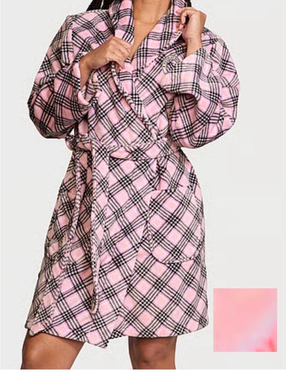 PINK Victoria's Secret Pink & Black Plaid Plush Fleece Robe XS/S